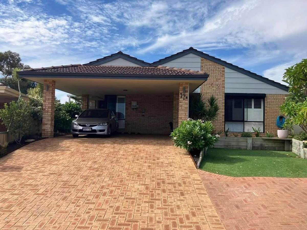 Sand finish render by SKC Plastering Perth